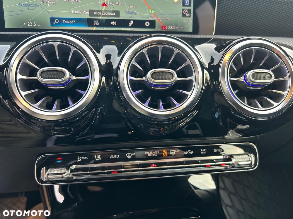 Mercedes-Benz Klasa A 200 7G-DCT Edition 2020 - 32