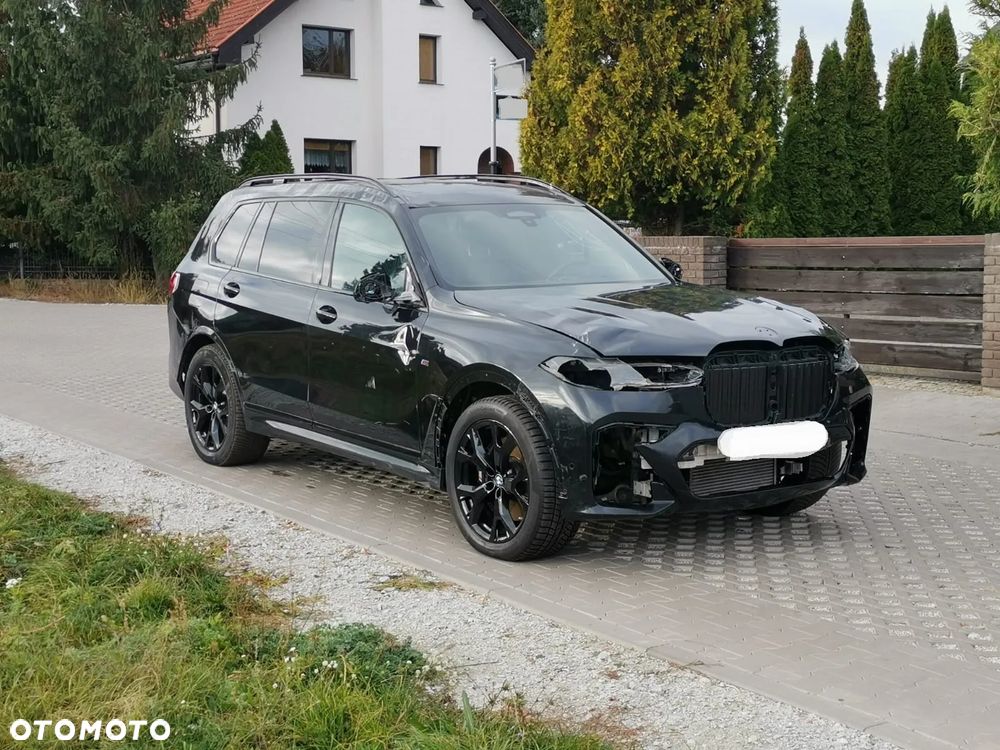 BMW X7 2022 photo 4