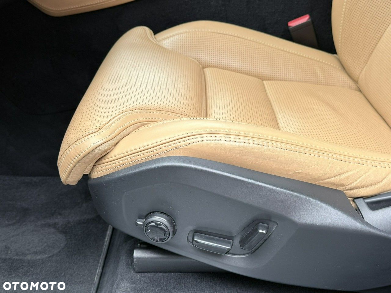 Volvo XC 90 - 13