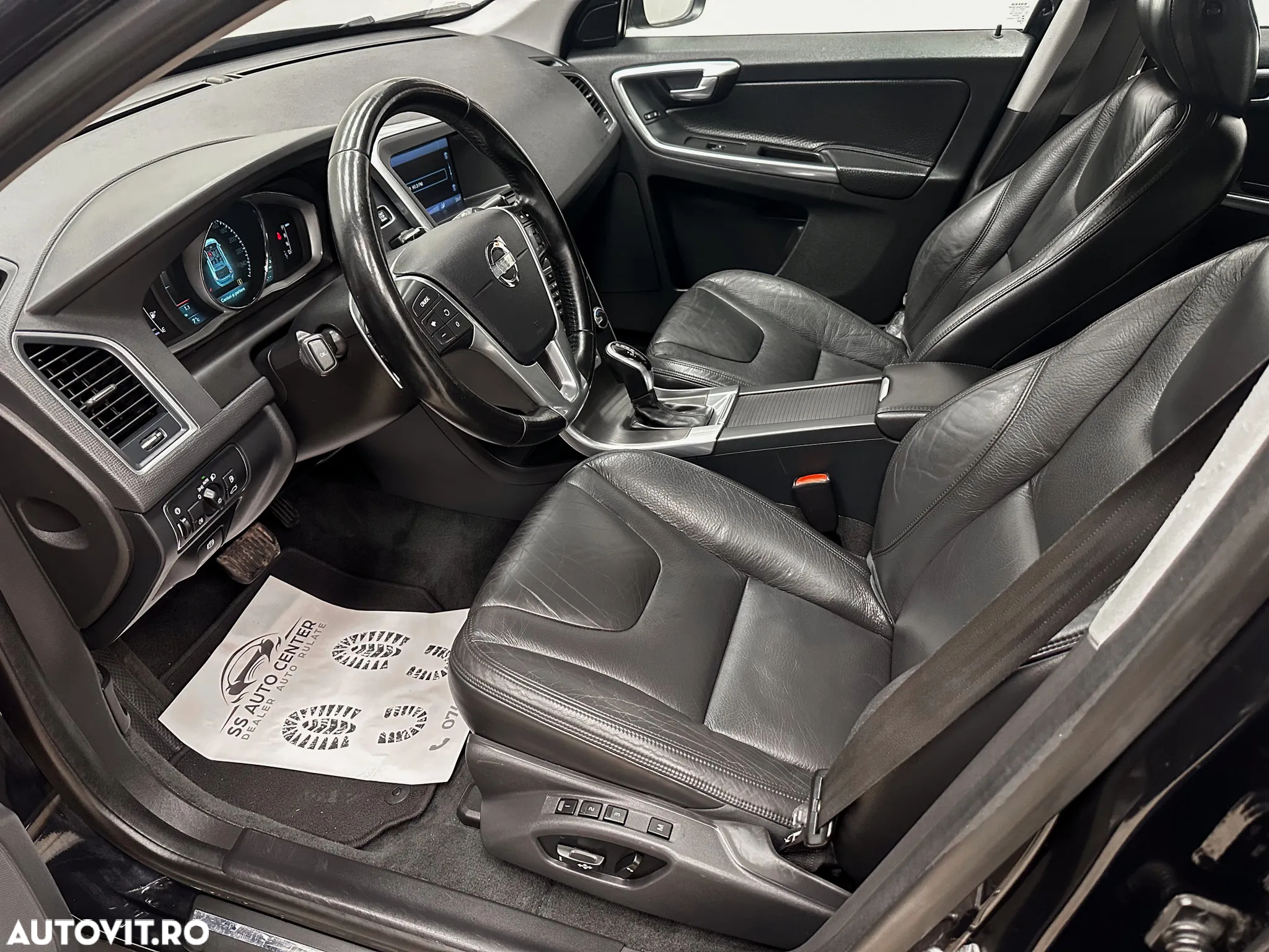 Volvo XC 60 2.4D AWD Aut. Summum - 19