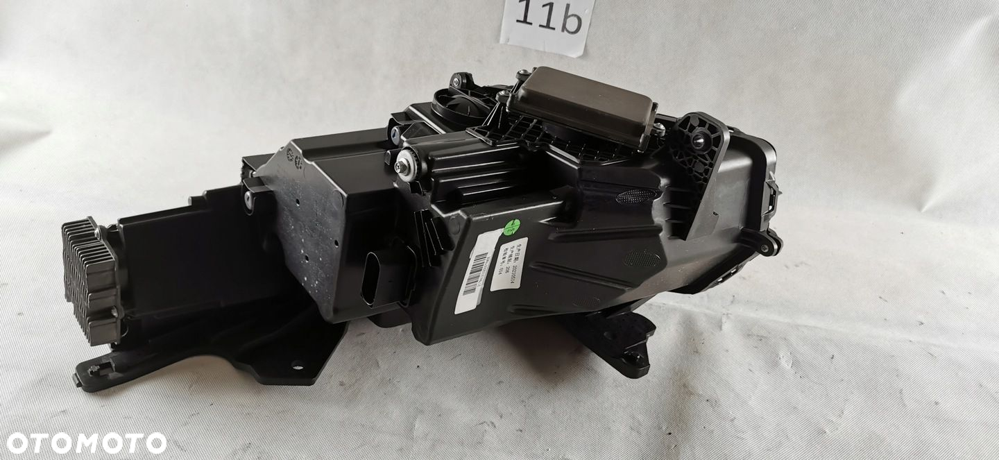 DONGFENG FENGON 5 IX5 REFLEKTOR PRAWY FULL LED - 7