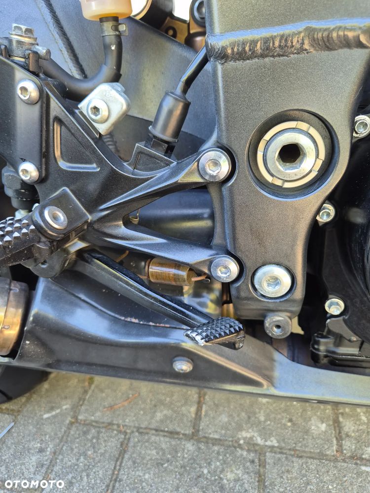 Kawasaki ZX - 38