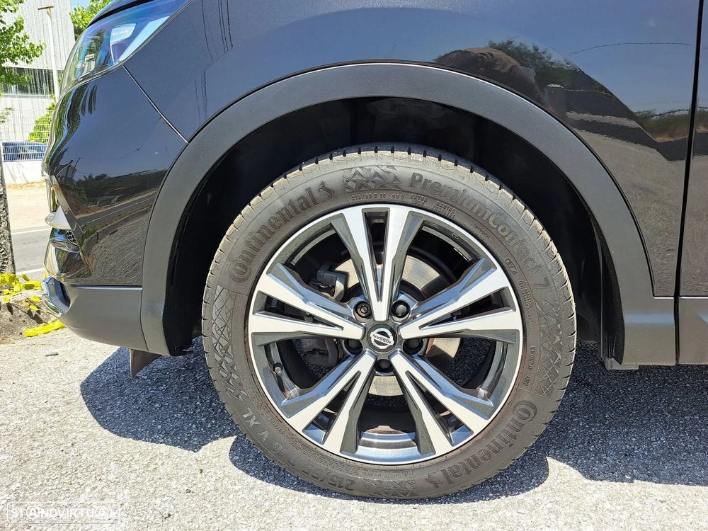 Nissan Qashqai 1.3 DIG-T N-Connecta J18 - 28