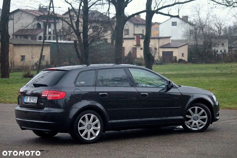 Audi A3 Sportback 1.2 TFSI Attraction - 23