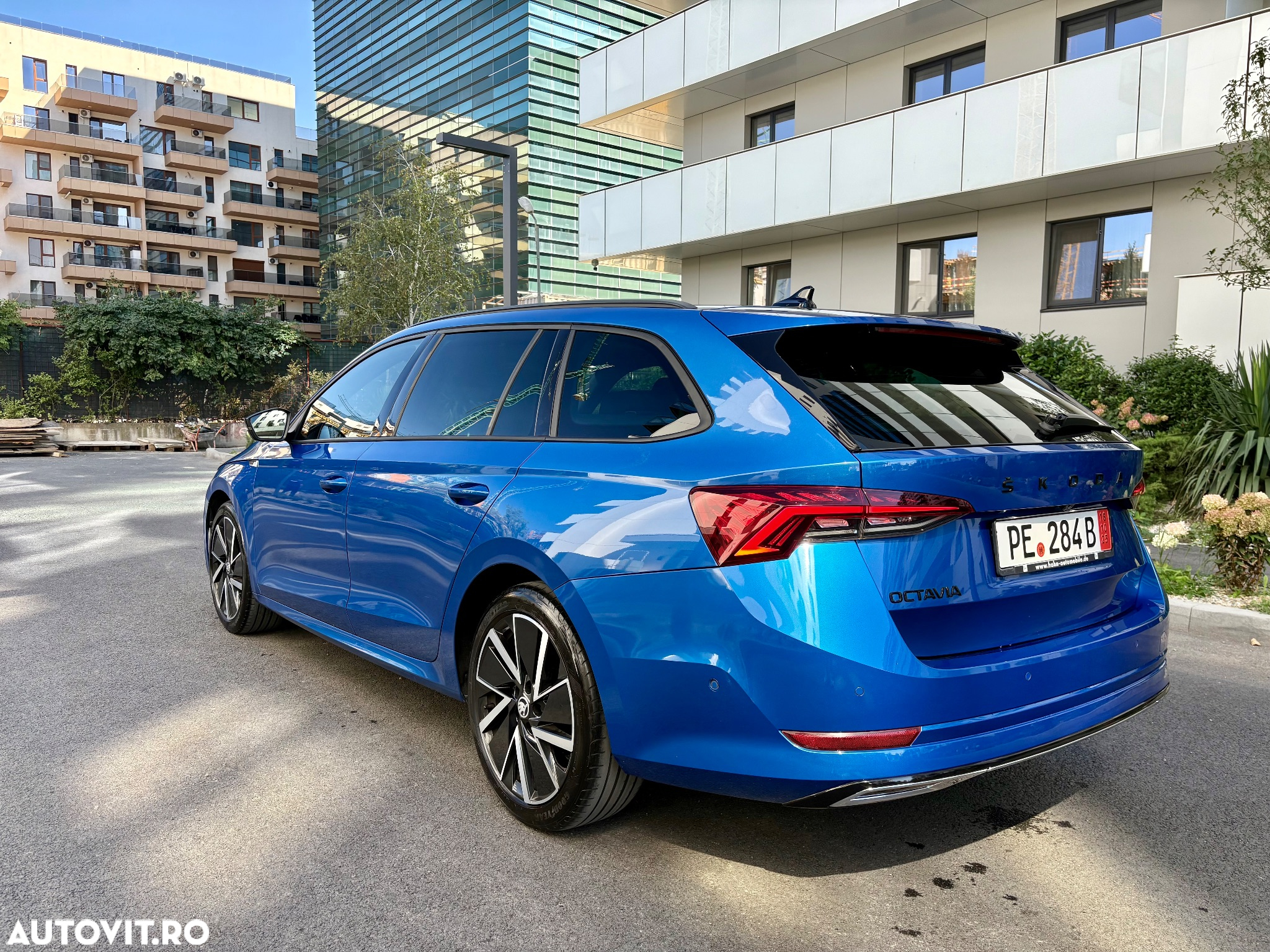 Skoda Octavia 2.0 TDI 150 CP DSG Sportline - 3
