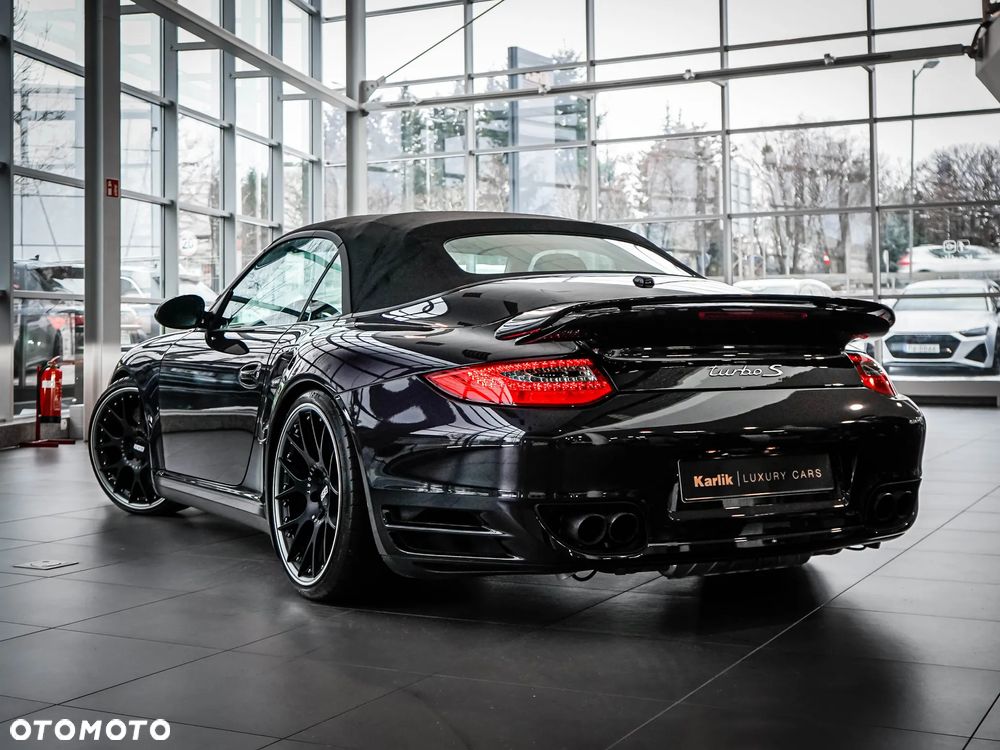 Porsche 911 Turbo S - 3