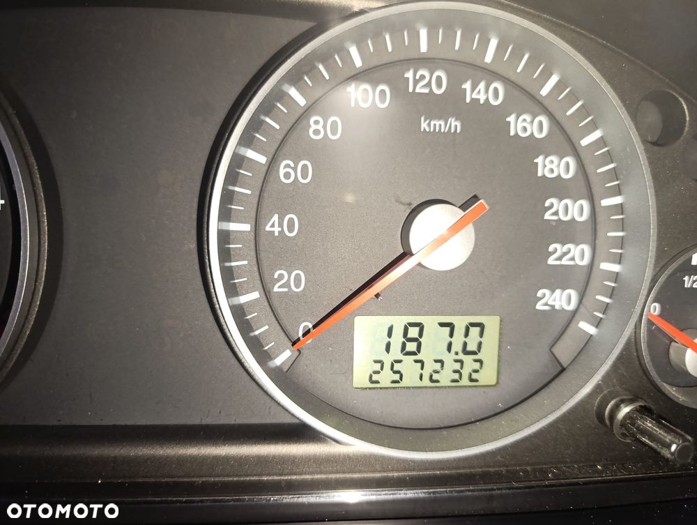 Ford Mondeo 2.0 TDCI Ghia - 12