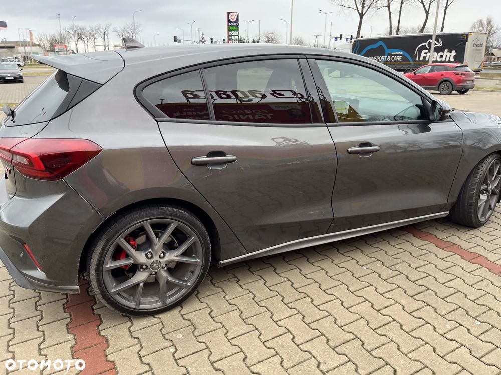 Ford Focus 2.3 EcoBoost ST - 14