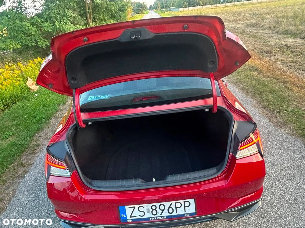 Hyundai Elantra 1.6 Executive - 3