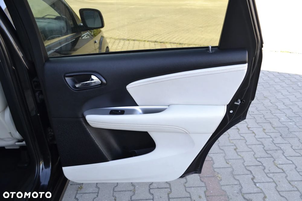 Fiat Freemont 2.0 Multijet Lounge AWD - 19