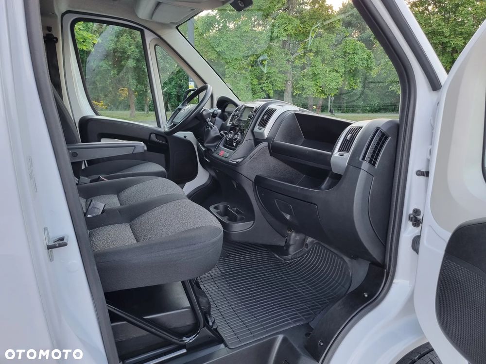 Fiat Ducato 2.3 Multijet 140KM Brygadowy 7-mio Osobowy L3H2 - 13