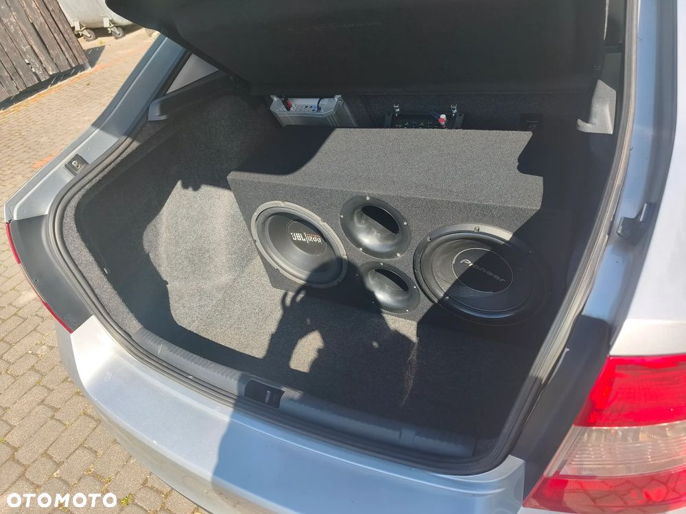 Skoda RAPID 1.6 TDI DPF Ambition - 14
