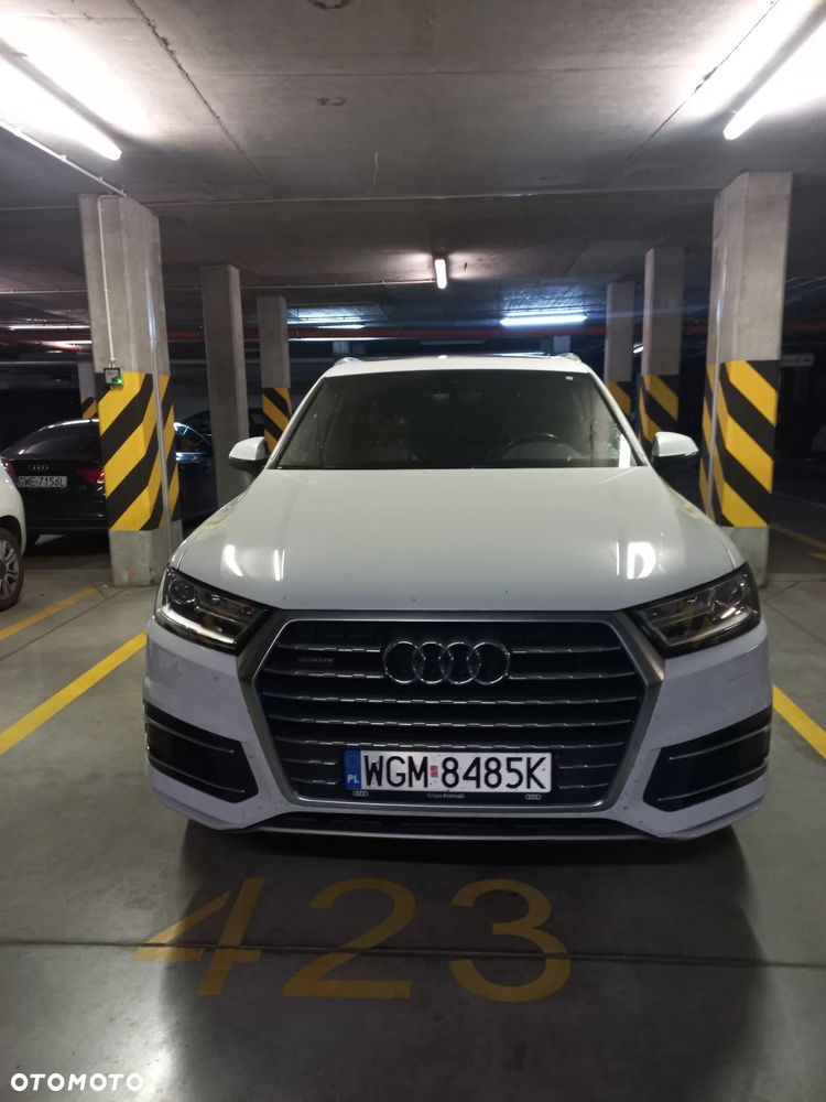 Audi Q7 - 9