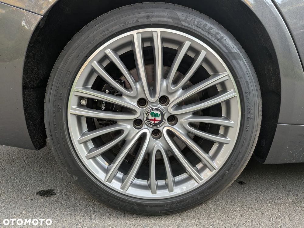 Alfa Romeo Giulia 2.0 Turbo Veloce Q4 - 26