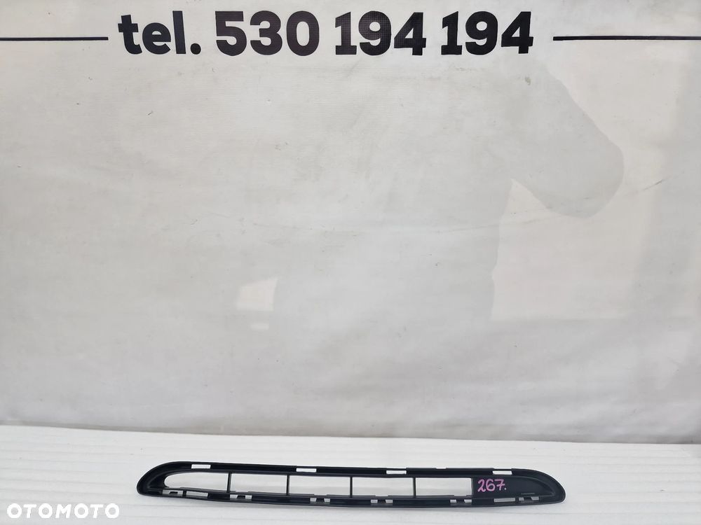 RENAULT CLIO III 3 LIFT 09-12 KRATKA ŚRODKOWA ZDERZAKA PRZEDNIEGO NR 019370 , NR AUKCJI K267 - 1