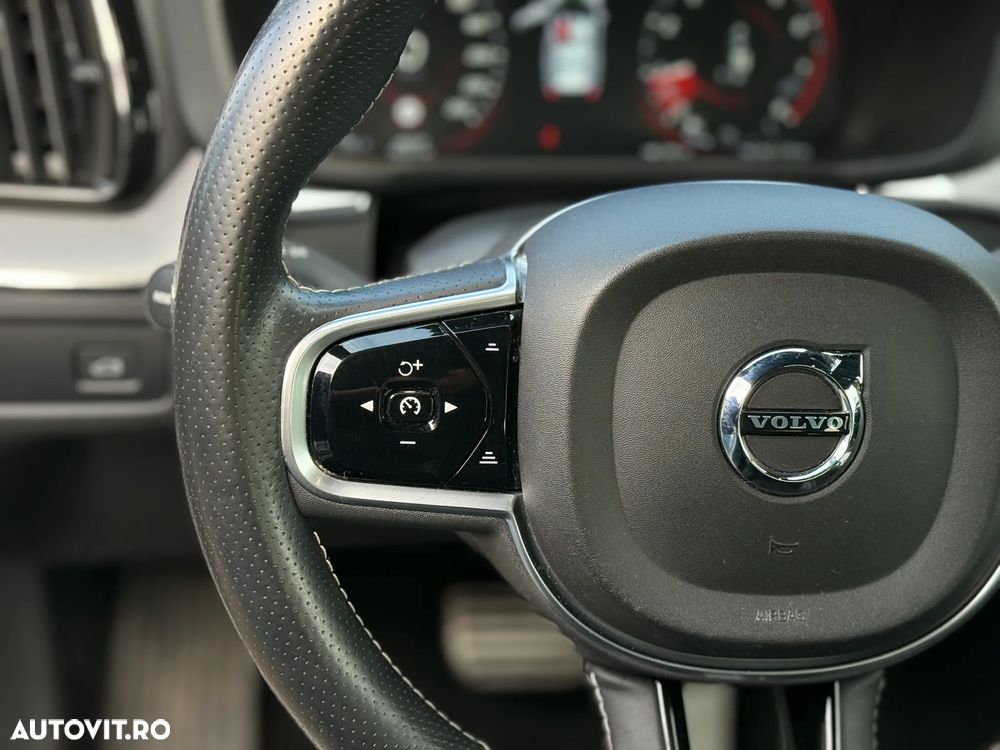 Volvo XC 60 T5 Geartronic RDesign - 30
