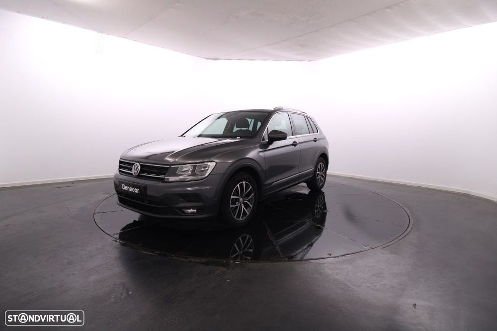 VW Tiguan 1.6 TDI Confortline - 1