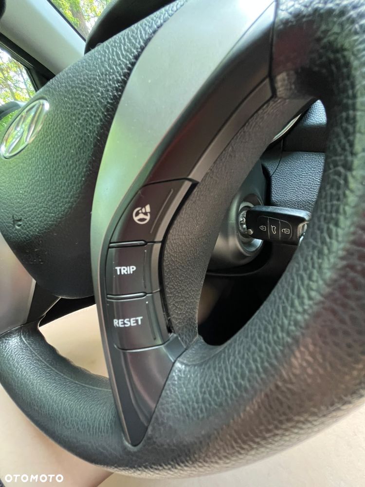 Hyundai i30 1.6 CRDI Trend - 13