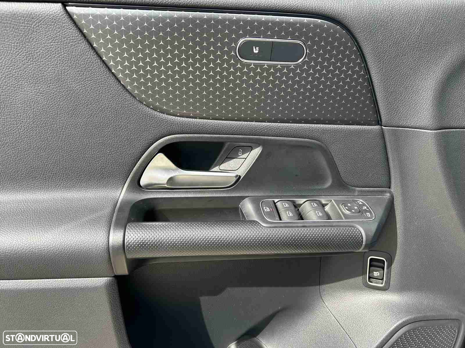 Mercedes-Benz B 180 d - 7