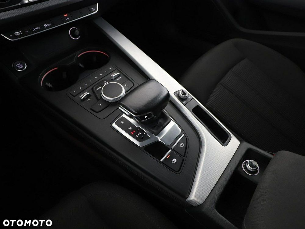 Audi A4 Avant 2.0 TFSI ultra S tronic design - 30