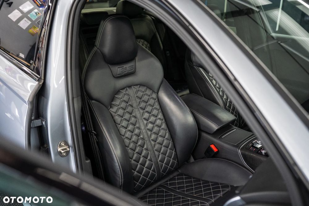 Audi S6 Limousine - 26