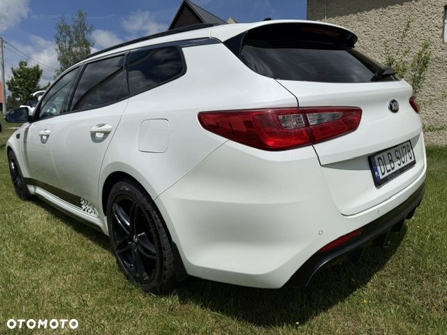 Kia Optima - 10