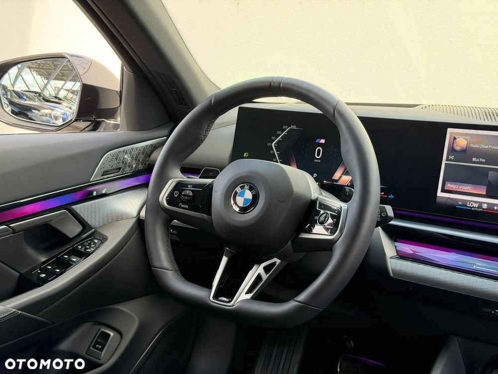 BMW Seria 5 520d xDrive - 15