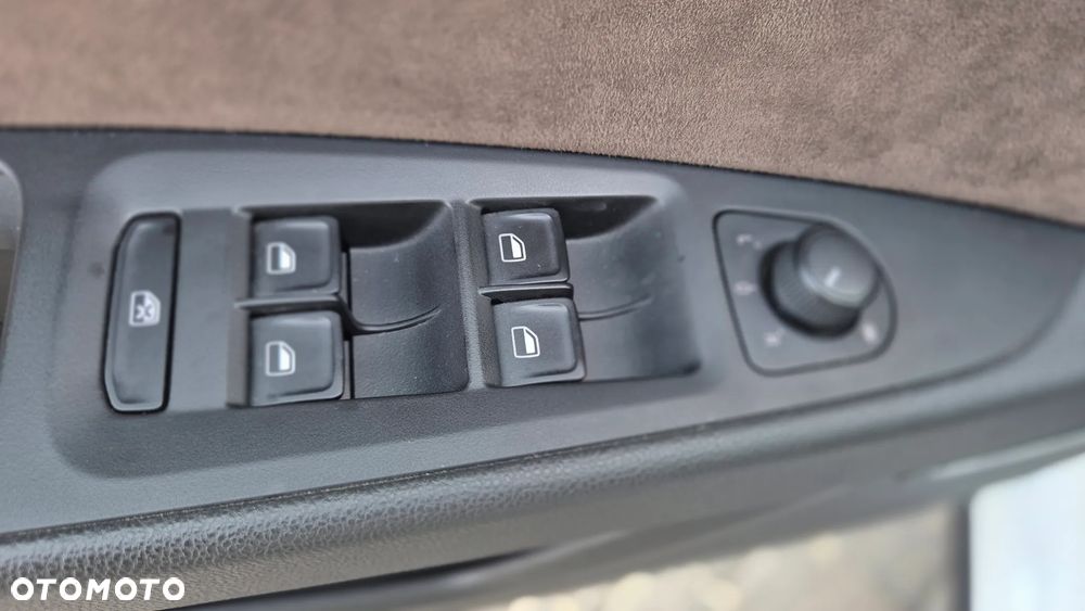 Seat Leon 2.0 TDI DPF Start&Stop XCELLENCE - 26