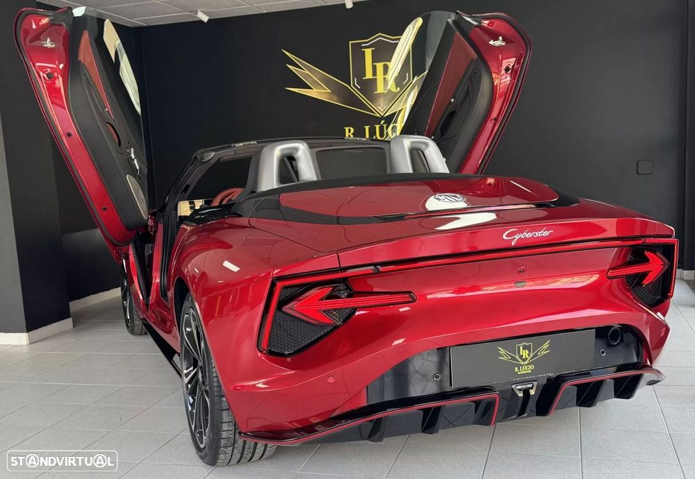 MG Cyberster 77 kWh GT - 46