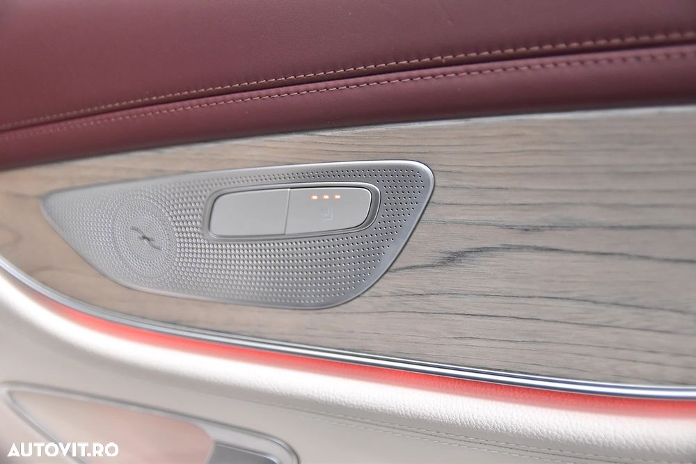 Mercedes-Benz CLS - 25