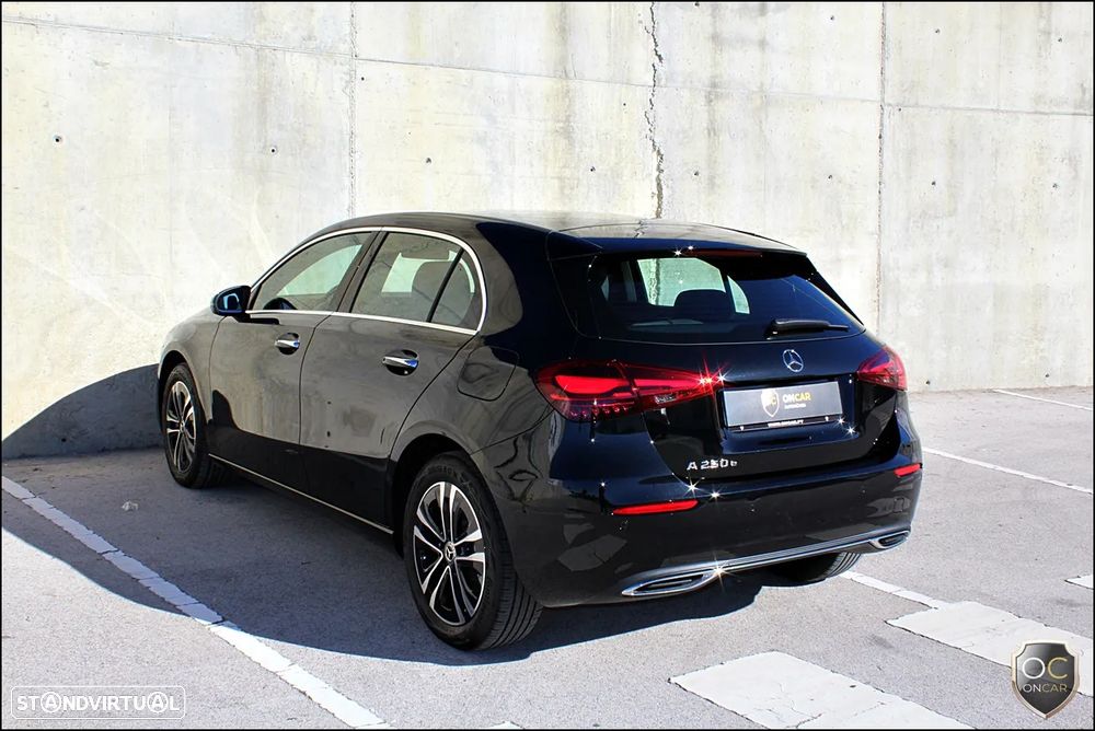 Mercedes-Benz A 250 e 8G-DCT Style - 12