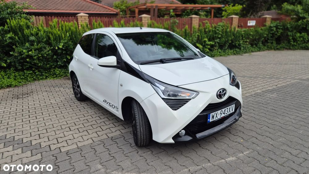 Toyota Aygo x-clusiv - 8