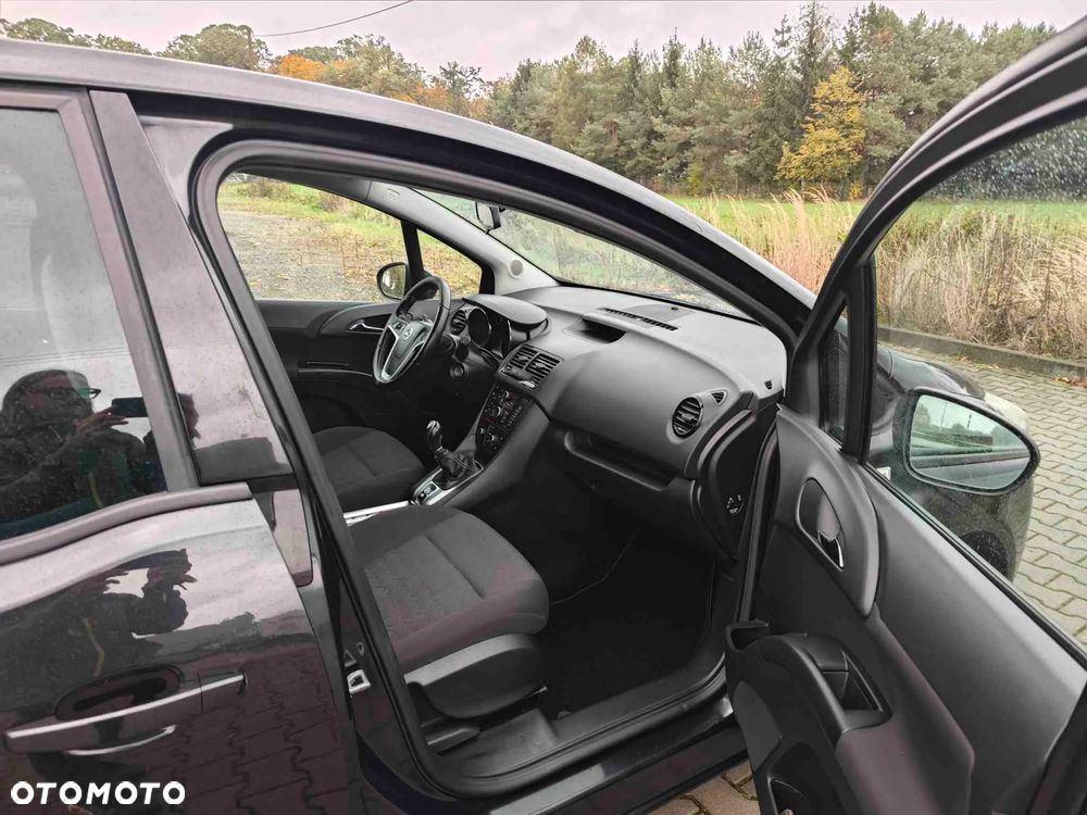 Opel Meriva - 11