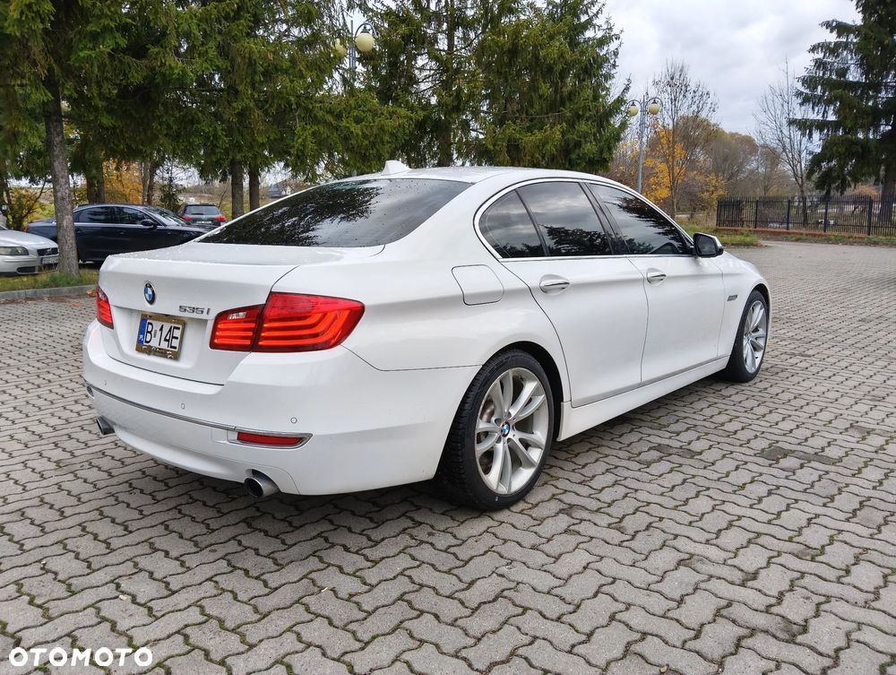 BMW Seria 5 535i Sport-Aut - 19