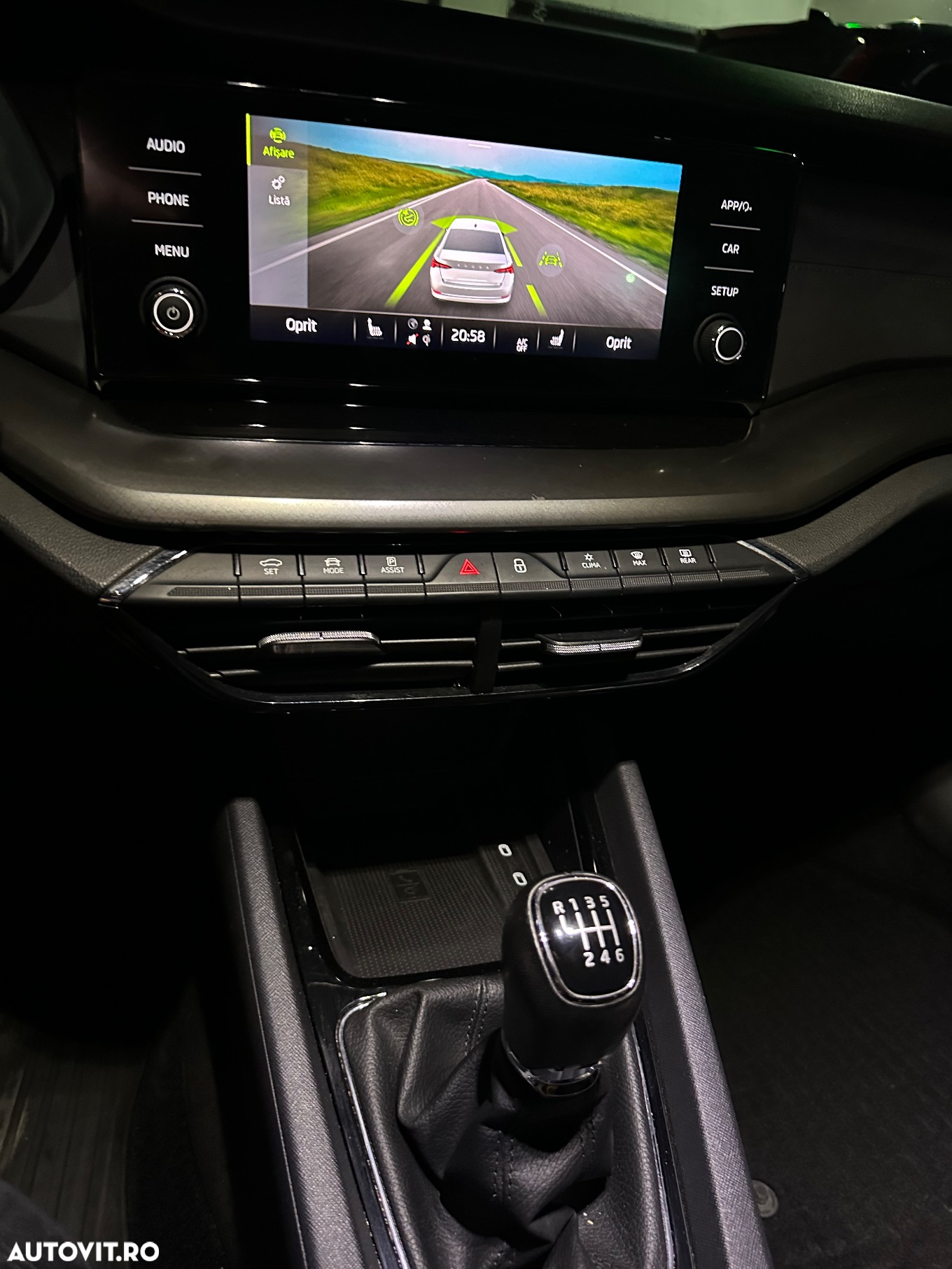Skoda Octavia 1.5 TSI Ambition - 9