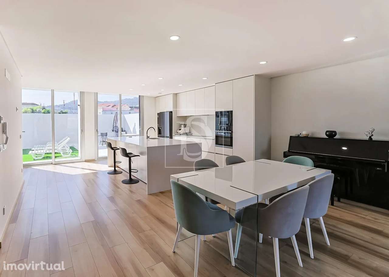 Moradia T4, C\Nova, com Piscina, a 2 minutos do Centro de Barcelos - Grande imagem: 5/37