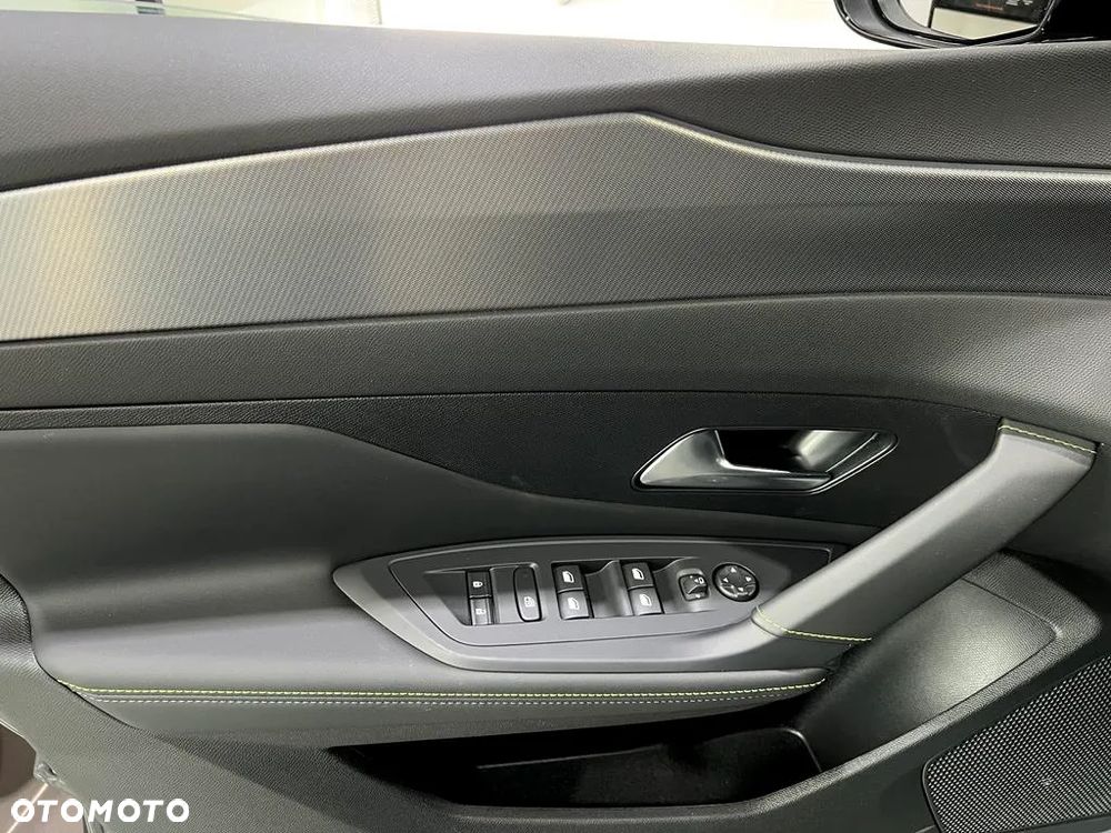 Peugeot 408 1.2 PureTech mHEV GT S&S e-DSC6 - 10