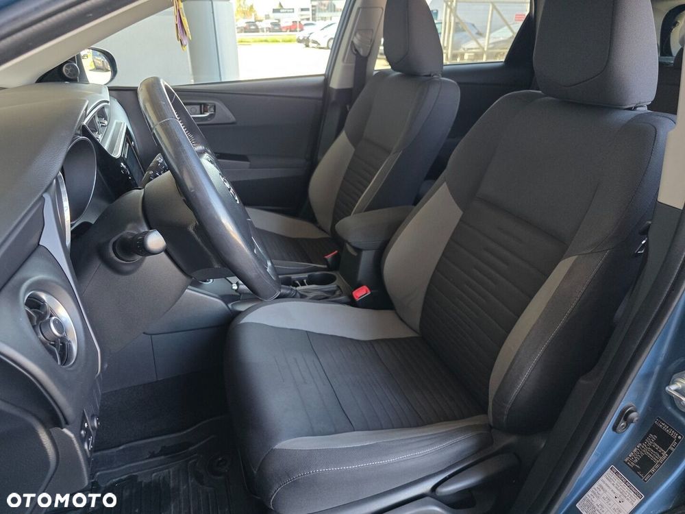 Toyota Auris - 18