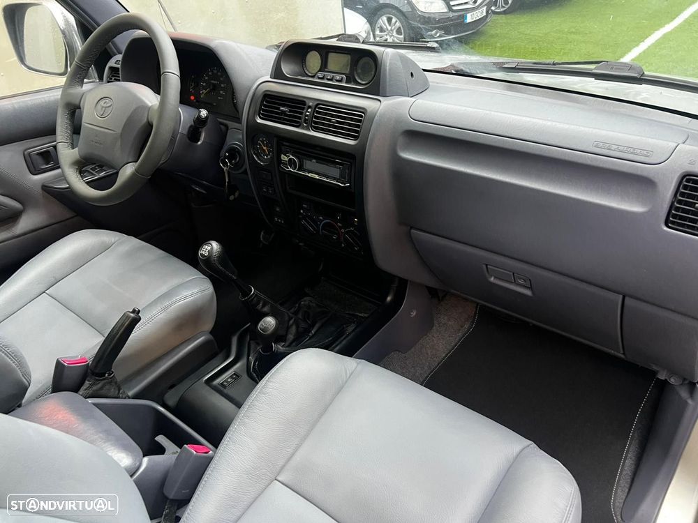 Toyota Land Cruiser 3.0 TD Pack 2 - 14