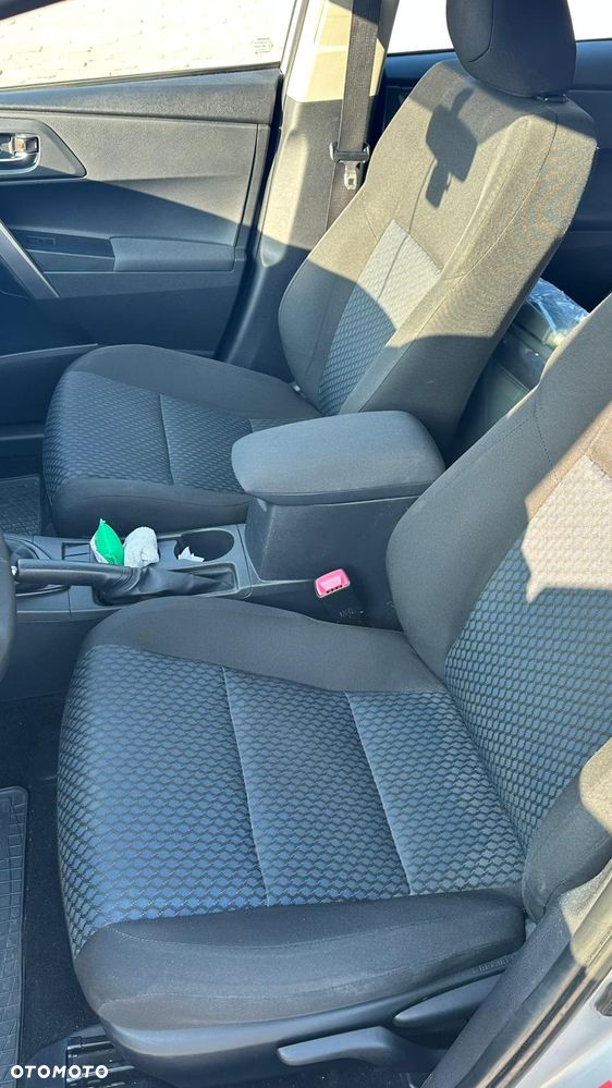 Toyota Auris 1.33 VVT-i Active - 18