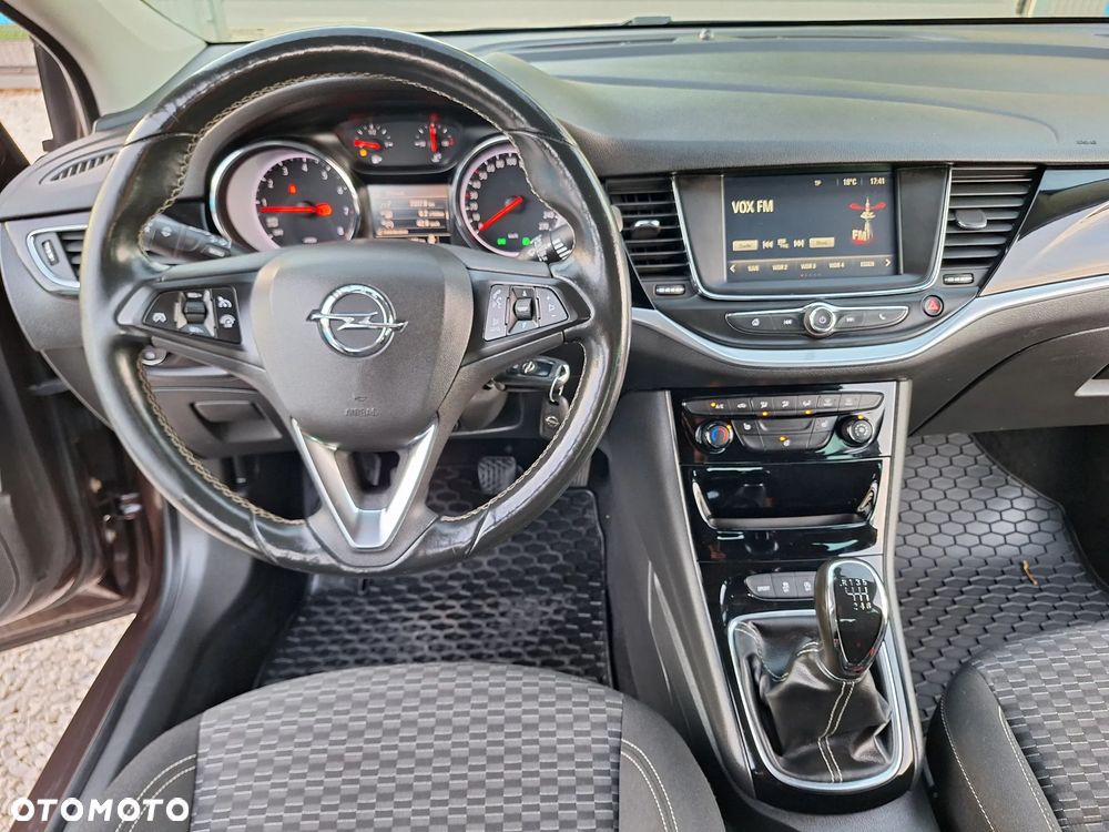 Opel Astra - 28
