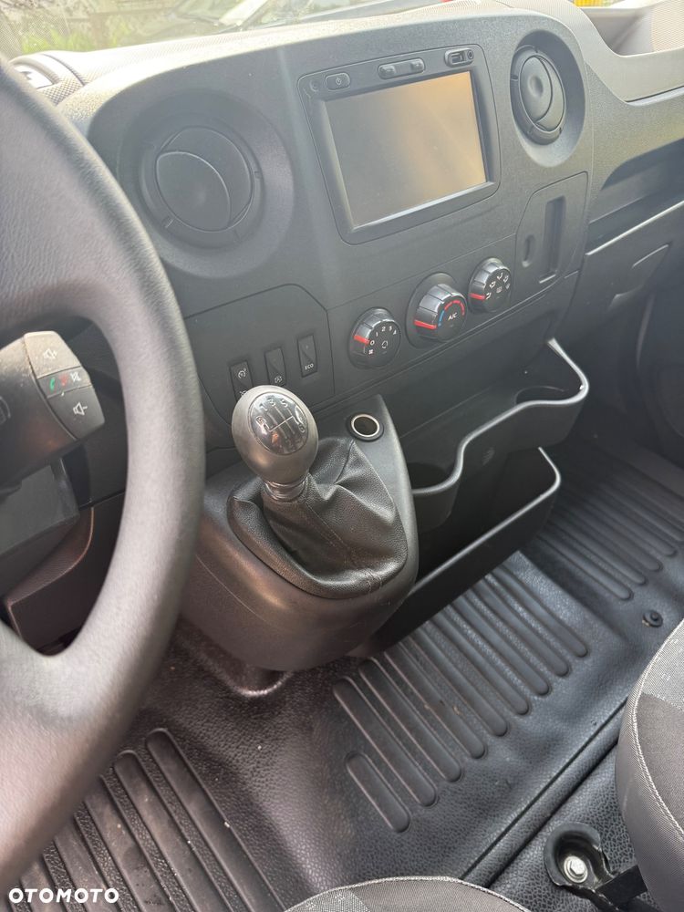 Renault Master - 10