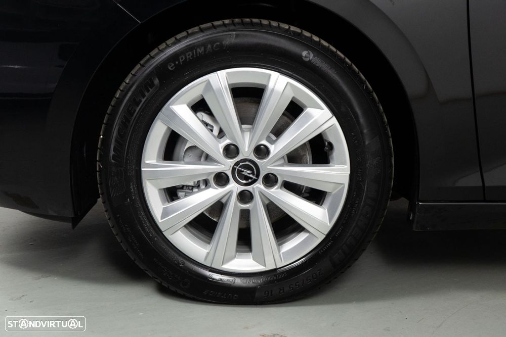 Opel Astra 1.2 T Edition Aut. - 18