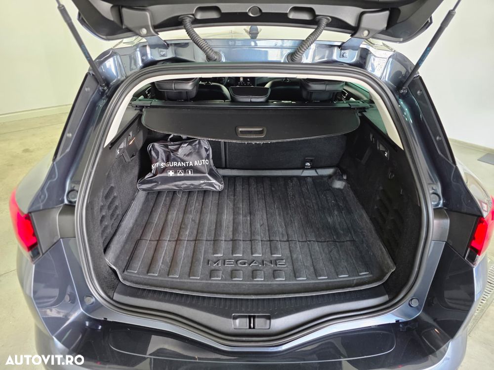 Renault Megane BLUE dCi Zen - 16