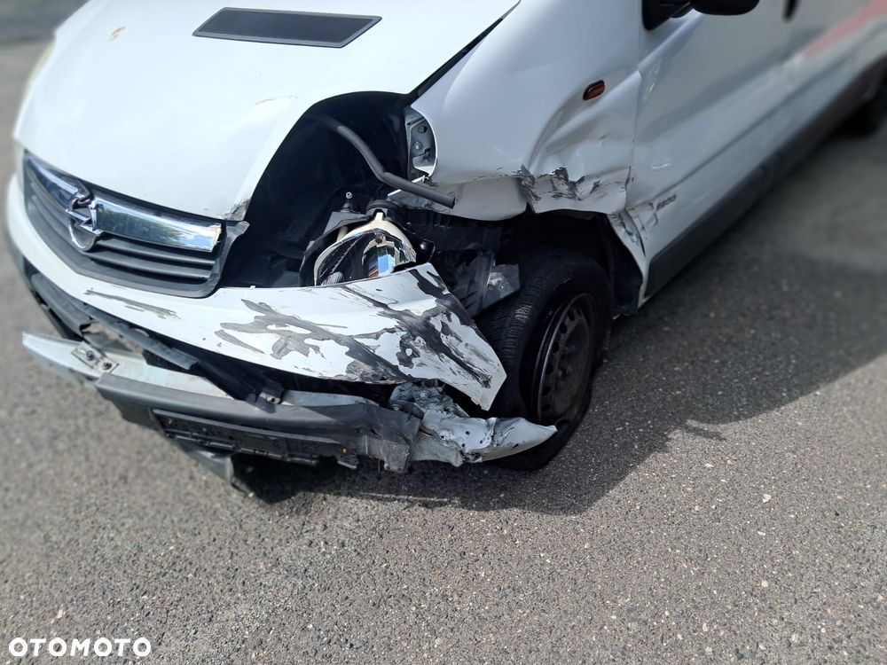 Opel VIVARO - 2