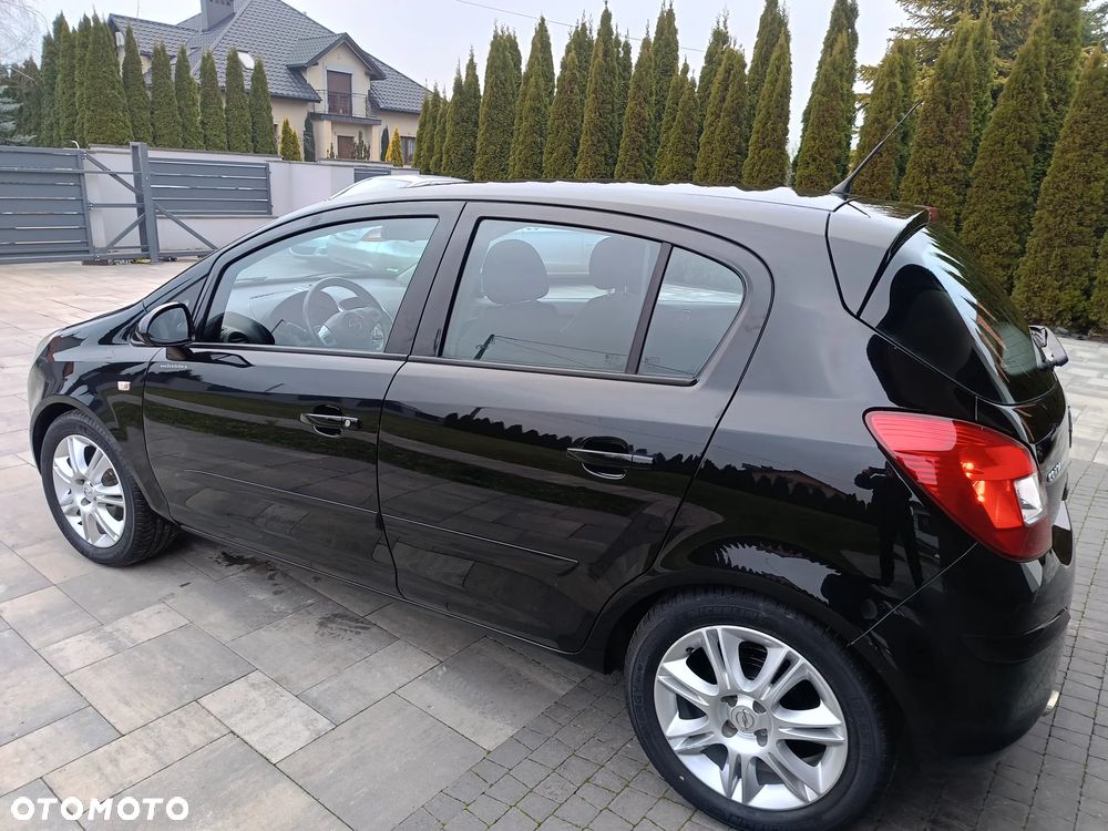 Opel Corsa 1.4 16V Color Edition - 17