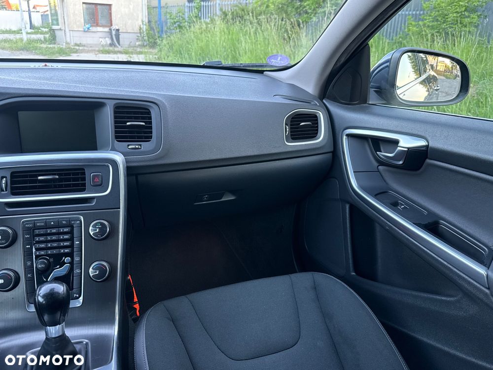 Volvo V60 2.0T - 20