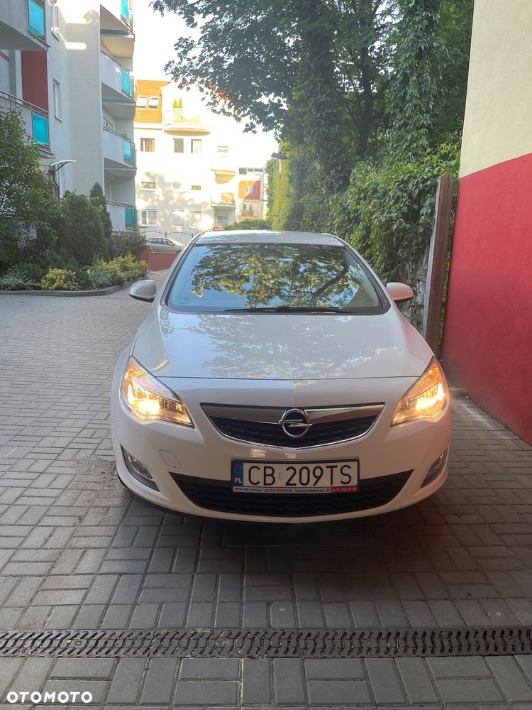 Opel Astra 1.4 Innovation - 19