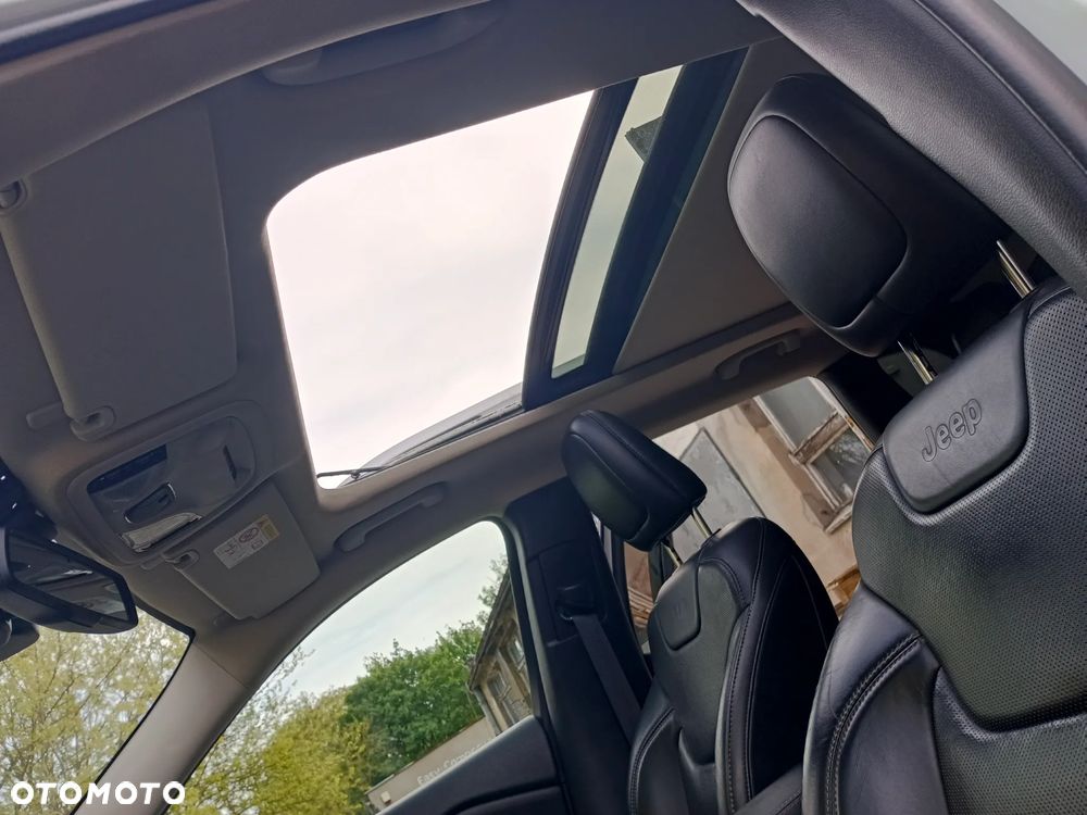 Suzuki Ignis 1.2 SHVS Premium CVT - 11
