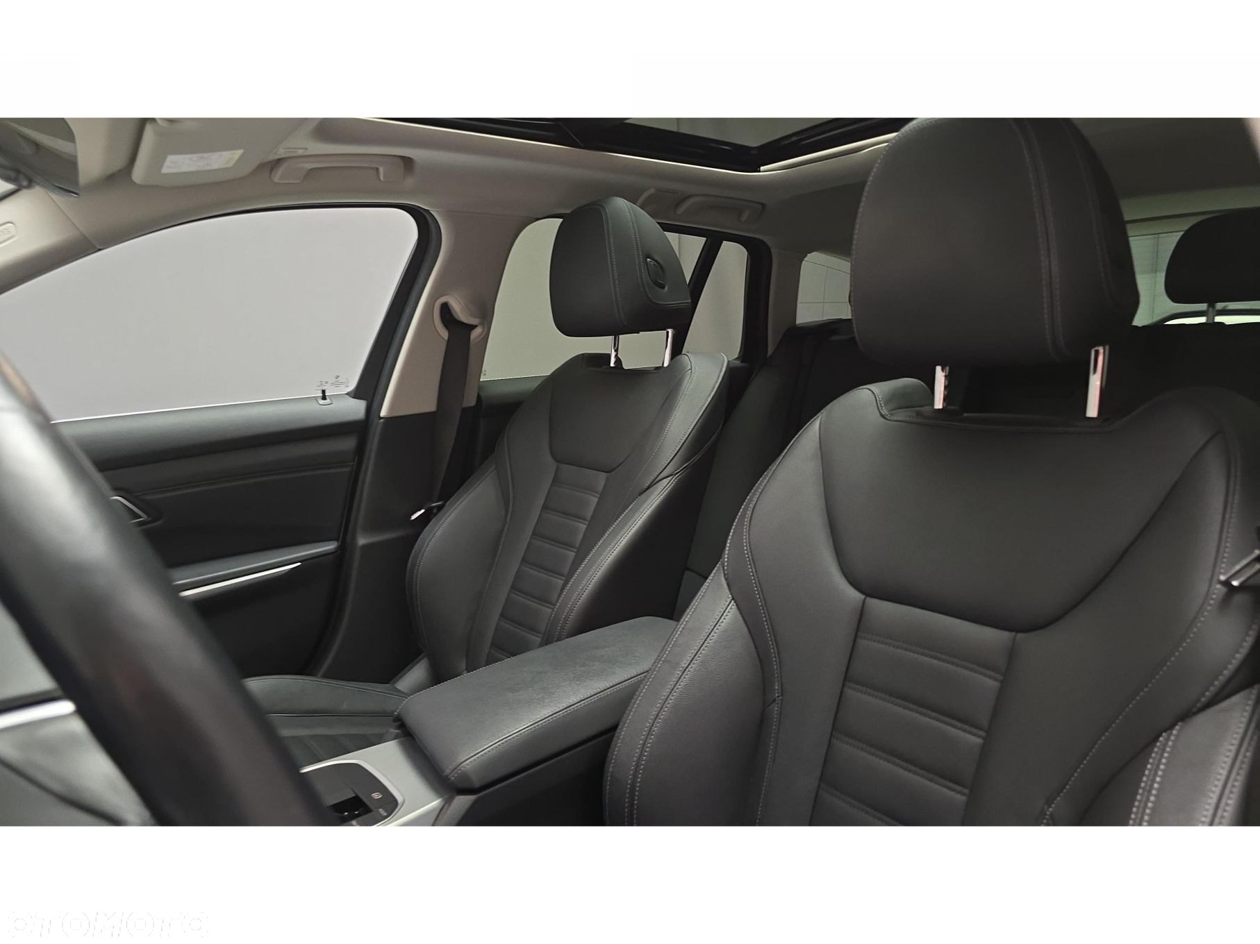 BMW Seria 3 320d xDrive Luxury Line - 18